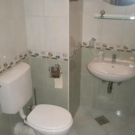 Znjan 3*