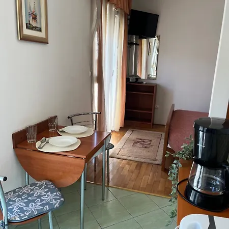 Znjan Gostinjska kuća