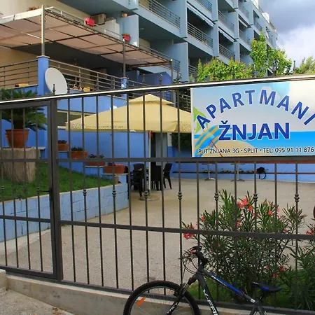 Znjan Guest house 3*
