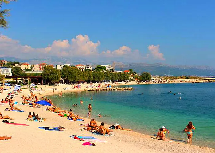 Znjan Πανσιόν Σπλιτ