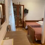Znjan Гостевой дом Сплит