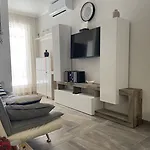 Znjan Гостевой дом 3*