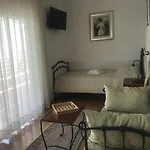 Znjan Гостевой дом